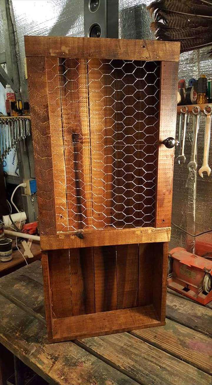 DIY Wood Pallet Kitchen Pantry - Pallets Pro