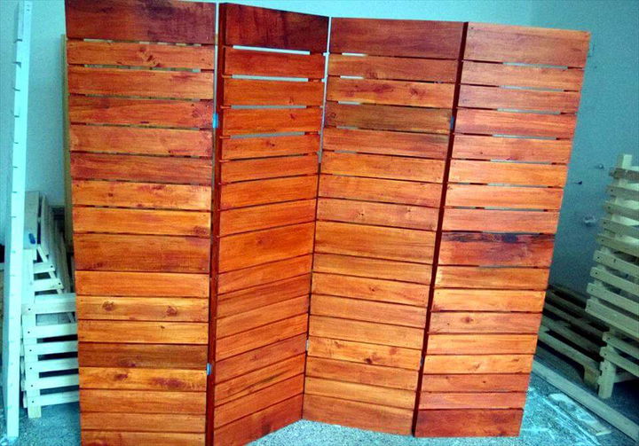 DIY Upcycled Pallet Room Divider - Pallets Pro
